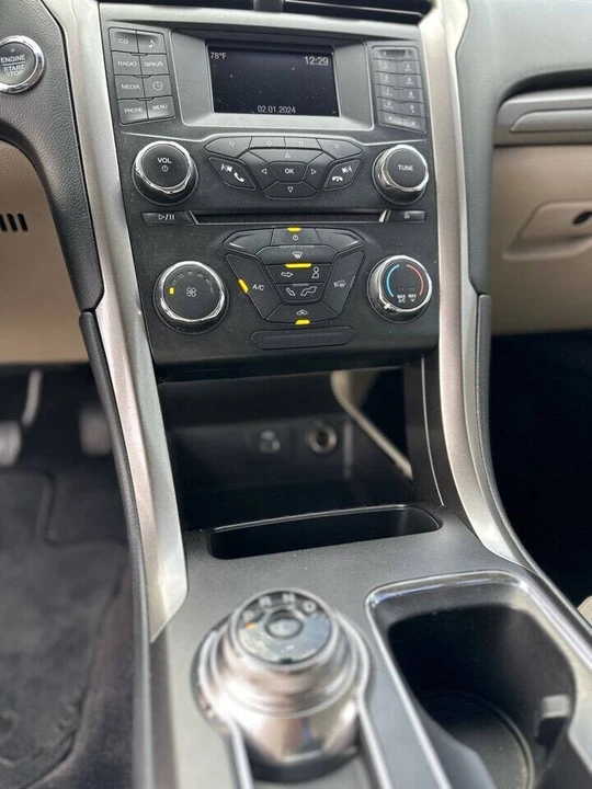 2017 Ford Fusion 2nd Gen - Image 19 of 21