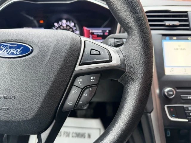 2017 Ford Fusion 2nd Gen - Image 15 of 21