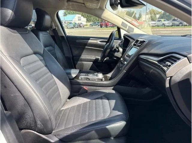2017 Ford Fusion 2nd Gen - Image 8 of 9
