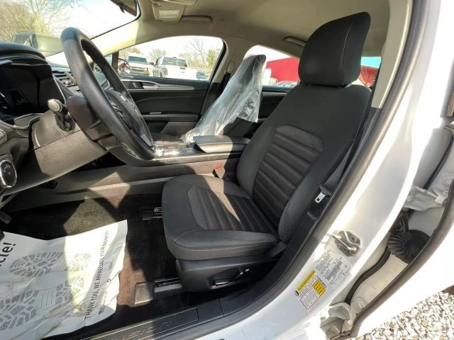 2017 Ford Fusion 2nd Gen - Image 11 of 15