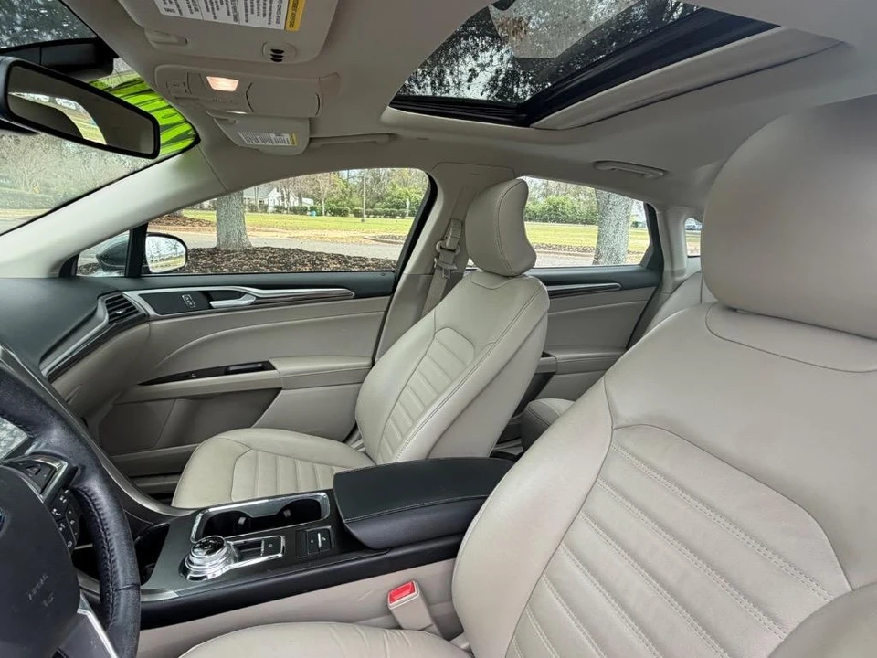 2017 Ford Fusion 2nd Gen - Image 10 of 21