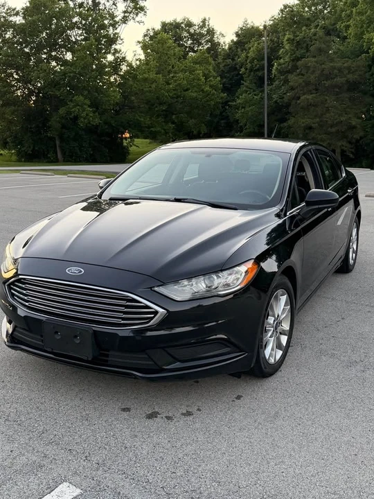 2017 Ford Fusion 2nd Gen - Image 2 of 12