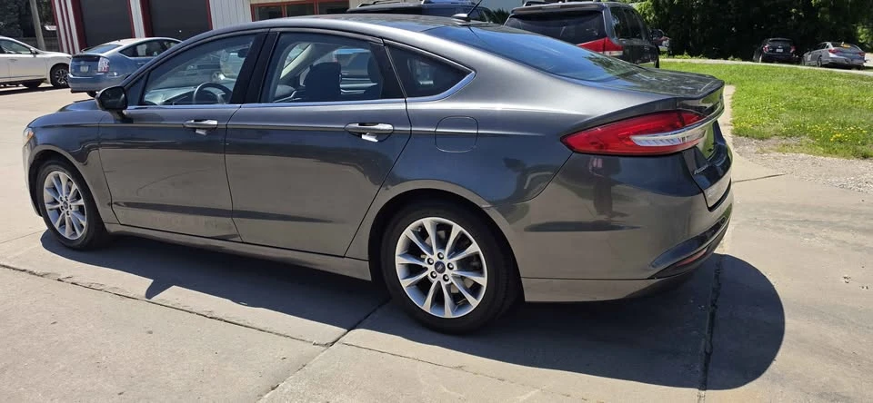 2017 Ford Fusion 2nd Gen - Image 4 of 15