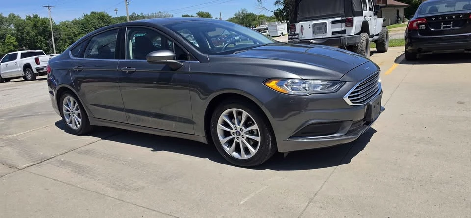 2017 Ford Fusion 2nd Gen - Image 5 of 15
