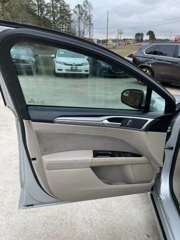 2017 Ford Fusion 2nd Gen - Image 20 of 21