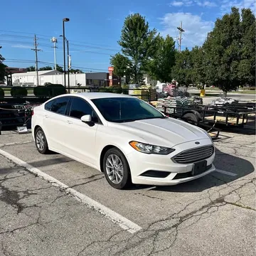2017 Ford Fusion SE Sedan 4D