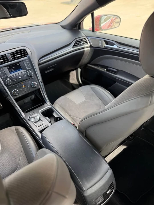2017 Ford Fusion 2nd Gen - Image 10 of 17