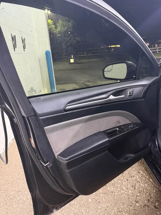 2017 Ford Fusion 2nd Gen - Image 11 of 17