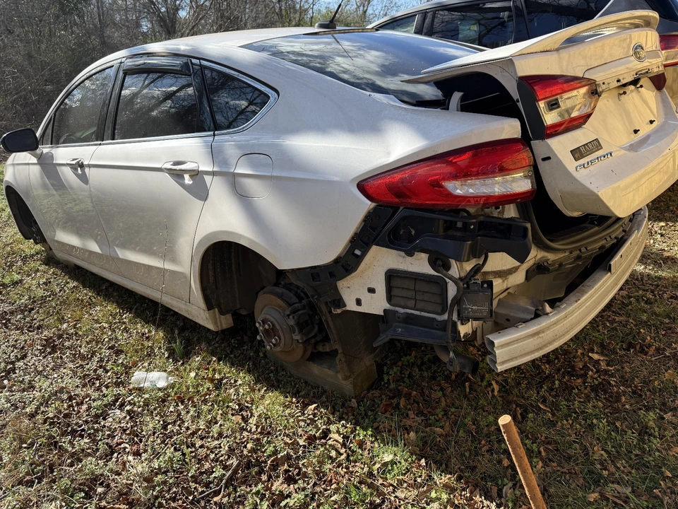 2017 Ford Fusion 2nd Gen - Image 7 of 11