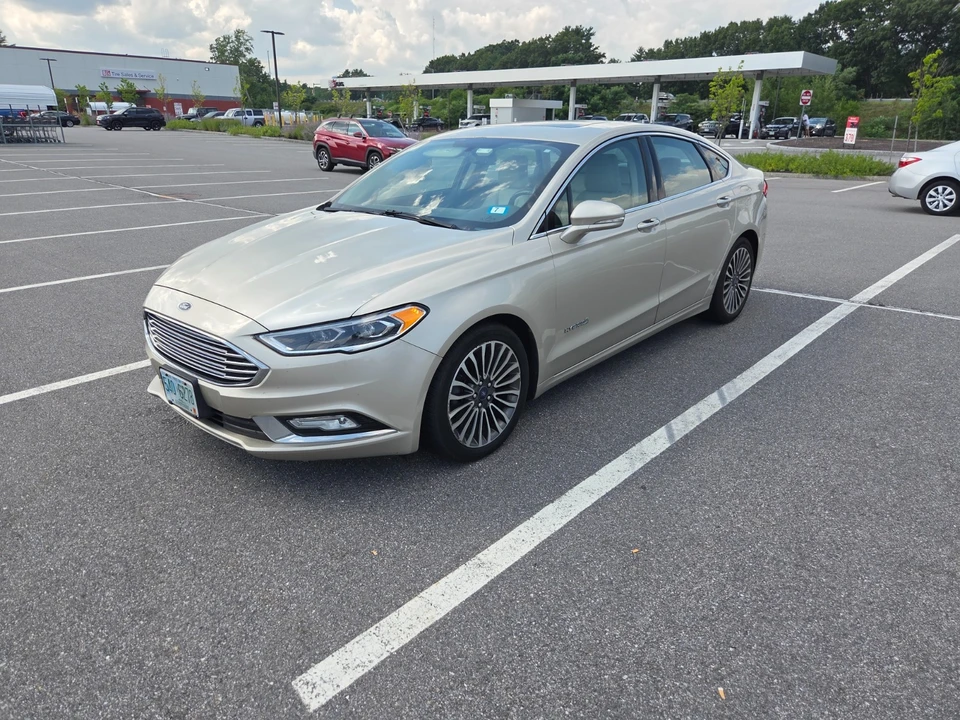 2017 Ford Fusion 2nd Gen - Image 14 of 18