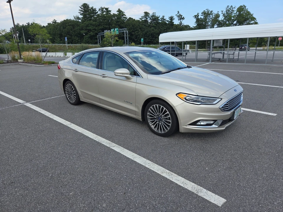 2017 Ford Fusion 2nd Gen - Image 2 of 18