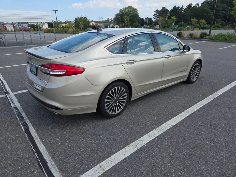 2017 Ford Fusion 2nd Gen - Image 10 of 18