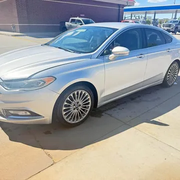 2017 Ford Fusion · Titanio