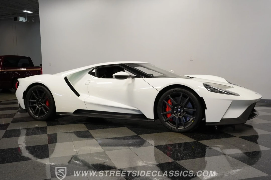 2017 Ford GT 2nd Gen - Image 15 of 21