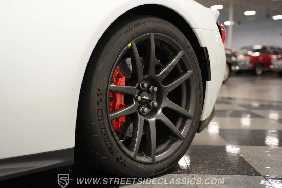 2017 Ford GT 2nd Gen - Image 16 of 21