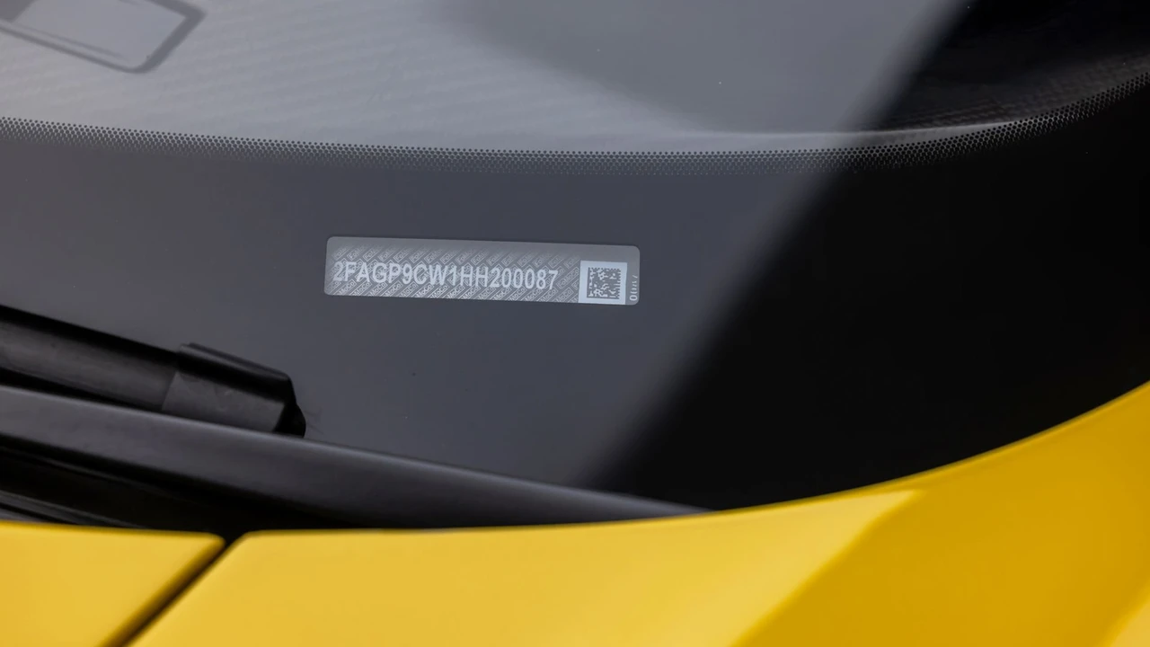 2017 Ford GT 2nd Gen - Image 16 of 31