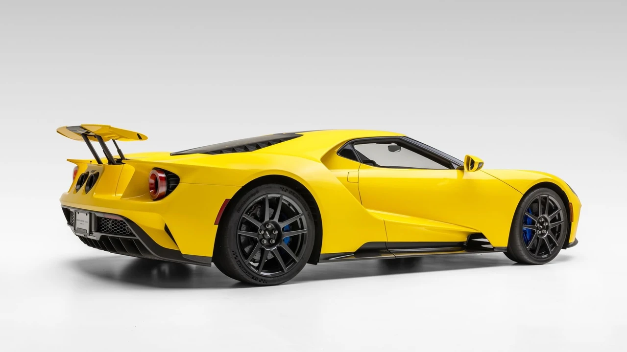 2017 Ford GT 2nd Gen - Image 3 of 31