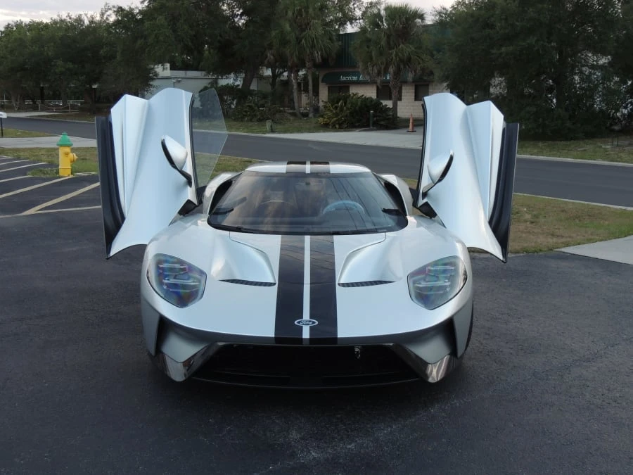 2017 Ford GT 2nd Gen - Image 15 of 24