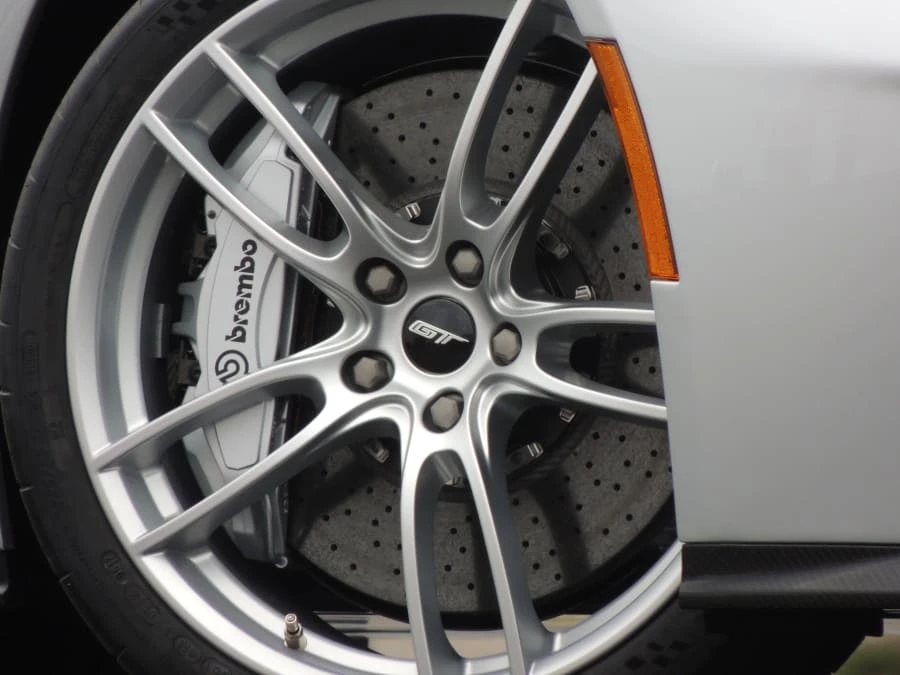 2017 Ford GT 2nd Gen - Image 16 of 24