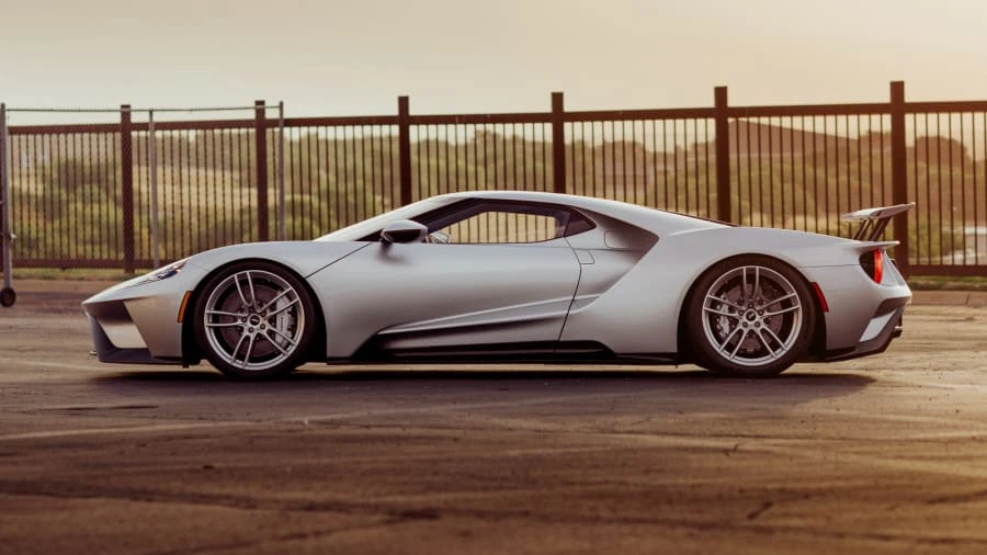 2017 Ford GT 2nd Gen - Image 2 of 21