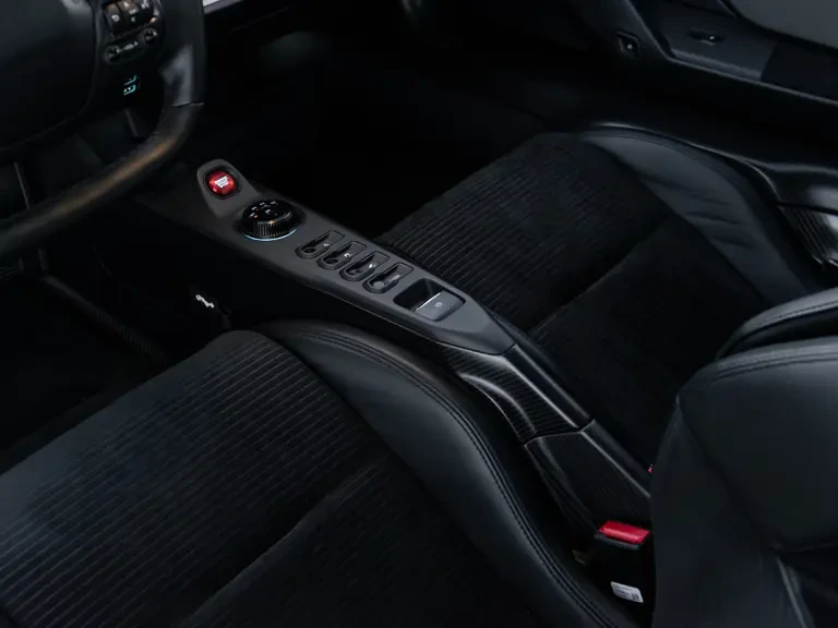 2017 Ford GT 2nd Gen - Image 17 of 31