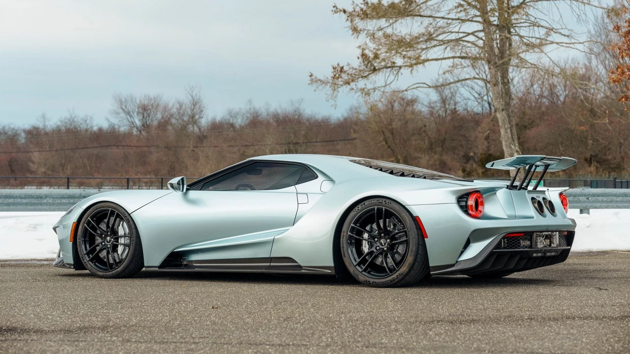 2017 Ford GT 2nd Gen - Image 21 of 31