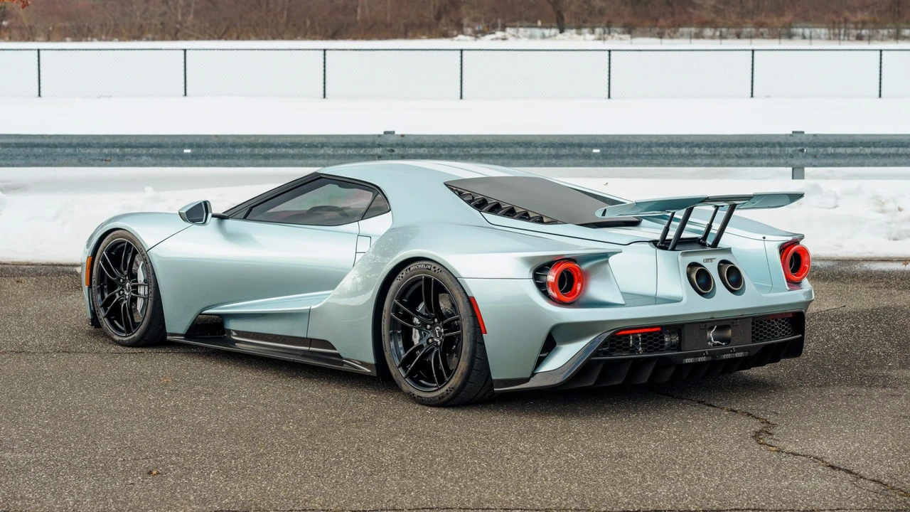 2017 Ford GT 2nd Gen - Image 19 of 31