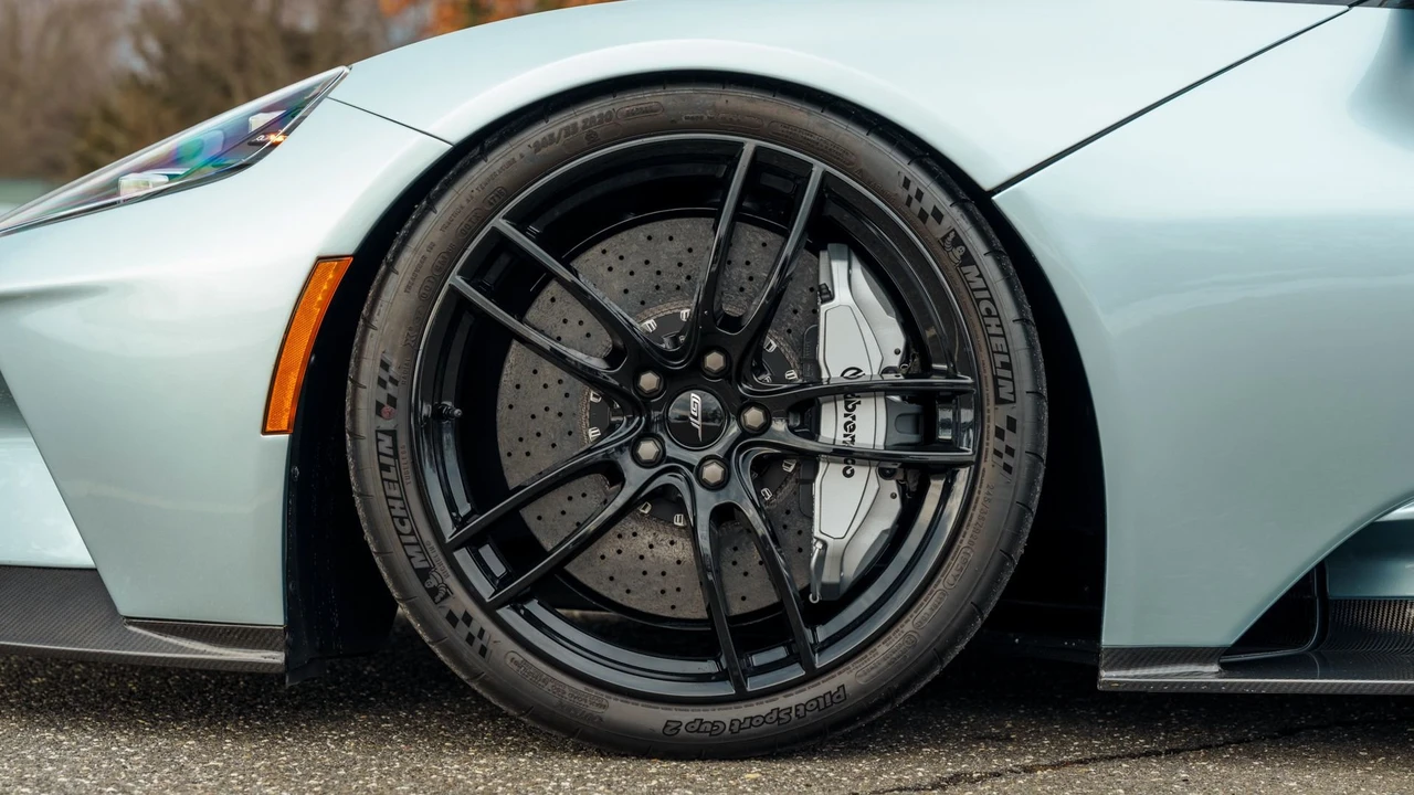 2017 Ford GT 2nd Gen - Image 22 of 31