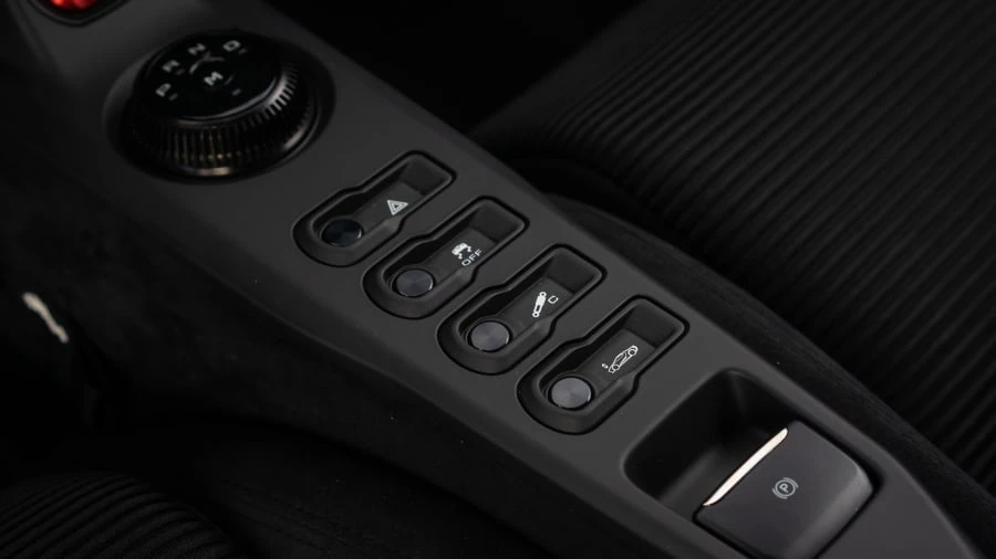 2017 Ford GT 2nd Gen - Image 16 of 31