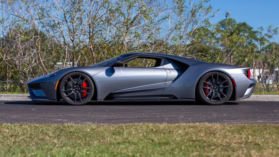 2017 Ford GT 2nd Gen - Image 2 of 22