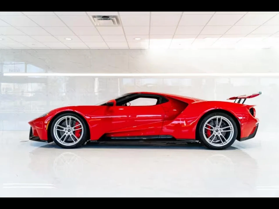 2017 Ford GT 2nd Gen - Image 2 of 31