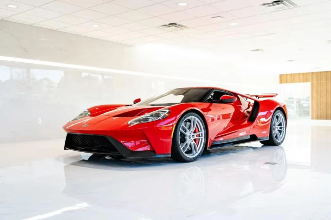 2017 Ford GT 2nd Gen - Image 14 of 31