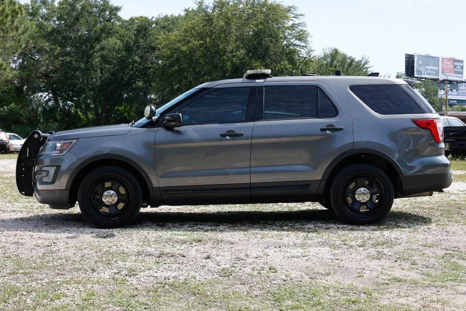 2017 Ford Explorer 5th Gen - Image 3 of 10