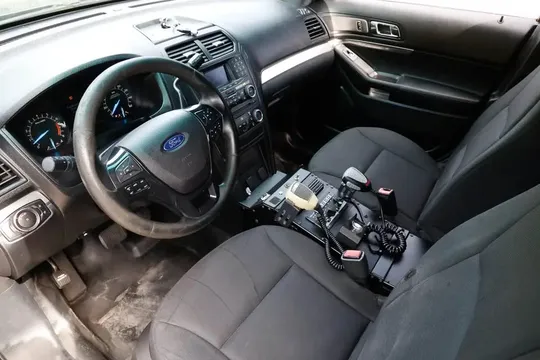 2017 Ford Taurus 6th Gen - Image 4 of 17
