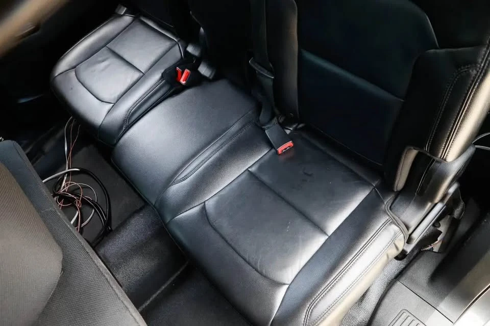 2017 Ford Taurus 6th Gen - Image 10 of 17