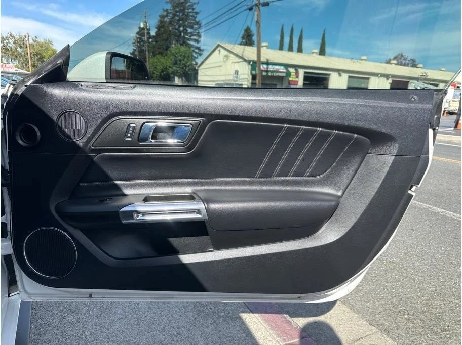 2017 Ford S550 Mustang - Image 14 of 17