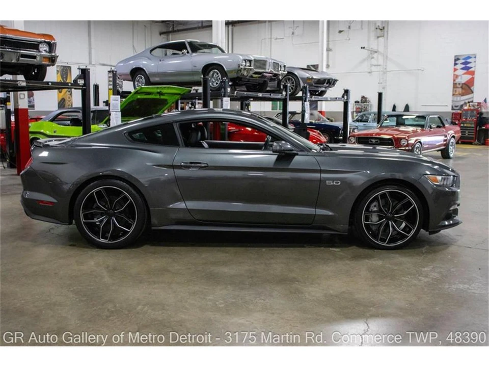 2017 Ford S550 Mustang - Image 8 of 31