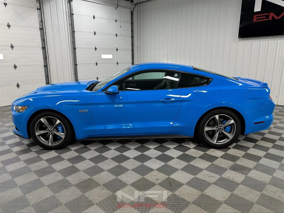 2017 Ford S550 Mustang - Image 2 of 31