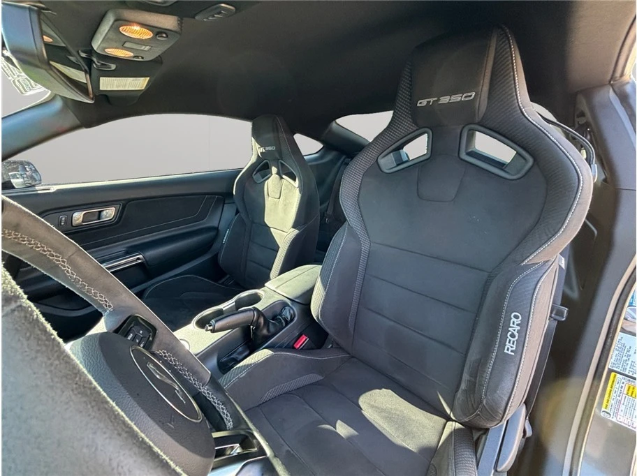 2017 Ford S550 Mustang - Image 2 of 21