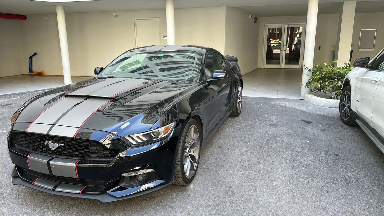 2017 Ford S550 Mustang - Image 9 of 16