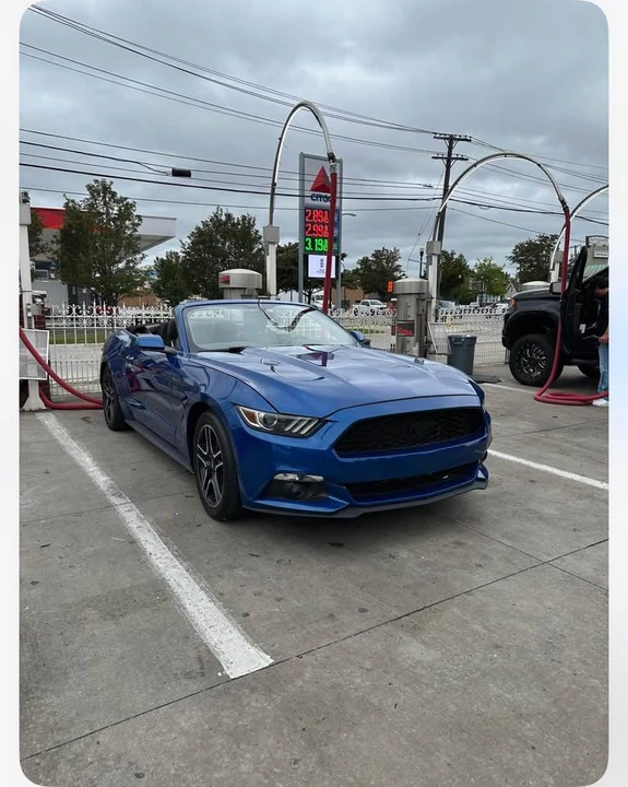 2017 Ford S550 Mustang - Image 2 of 10
