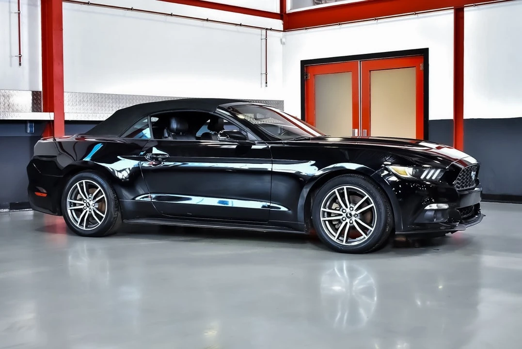 2017 Ford S550 Mustang - Image 8 of 30