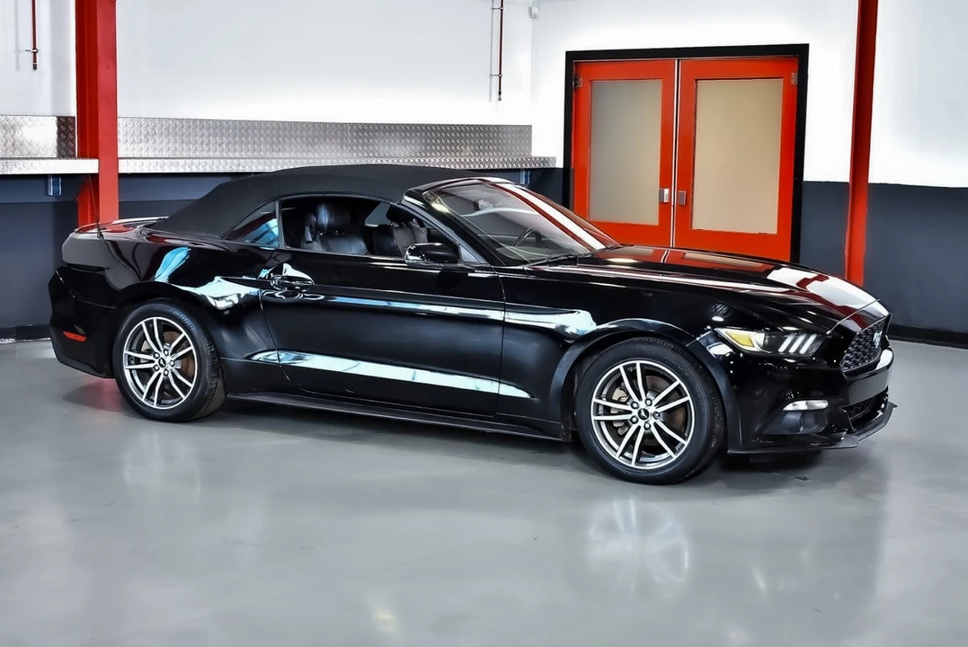 2017 Ford S550 Mustang - Image 7 of 30