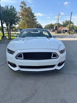 2017 Ford Mustang Convertible 2D
