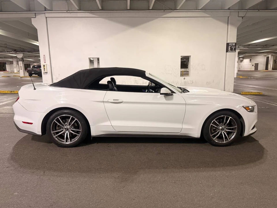 2017 Ford S550 Mustang - Image 10 of 24