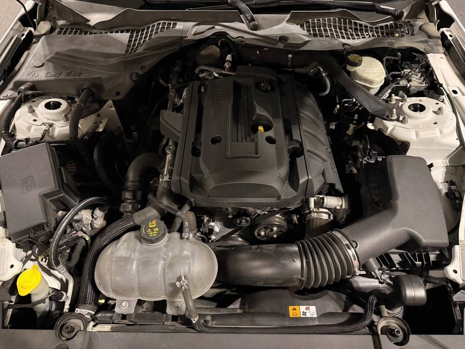 2017 Ford S550 Mustang - Image 11 of 24