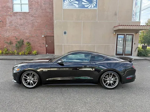 2017 Ford Mustang Coupe 2D