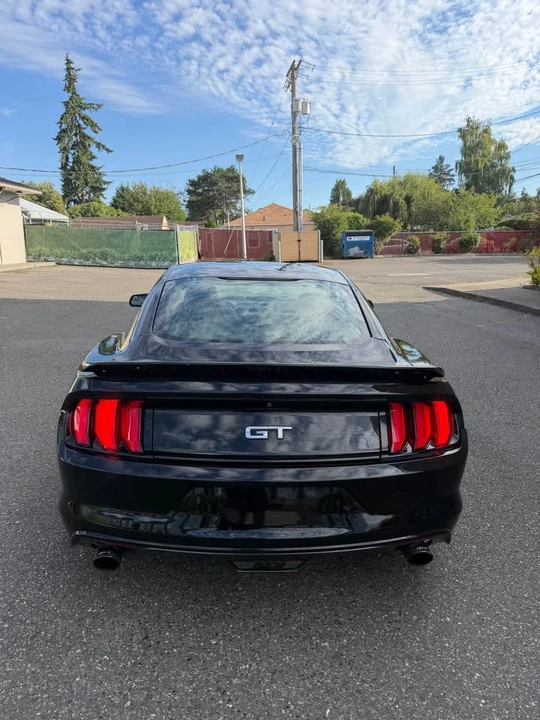 2017 Ford S550 Mustang - Image 2 of 20