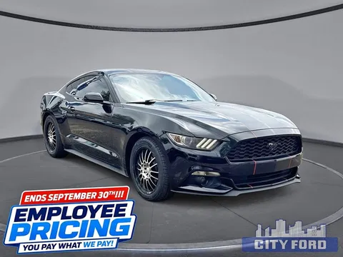 2017 Ford Mustang EcoBoost 2dr Fastback
