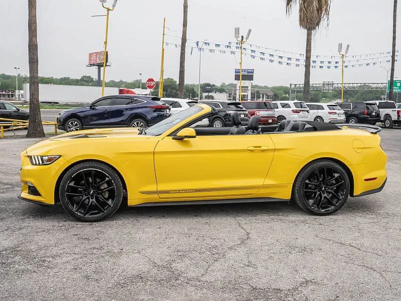 2017 Ford S550 Mustang - Image 11 of 20